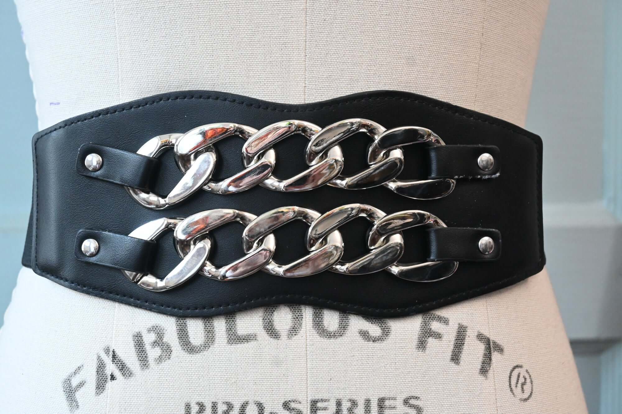 Black Elastic and Faux Leather Belt/Waist Cincher with Silver Chains - Image 3