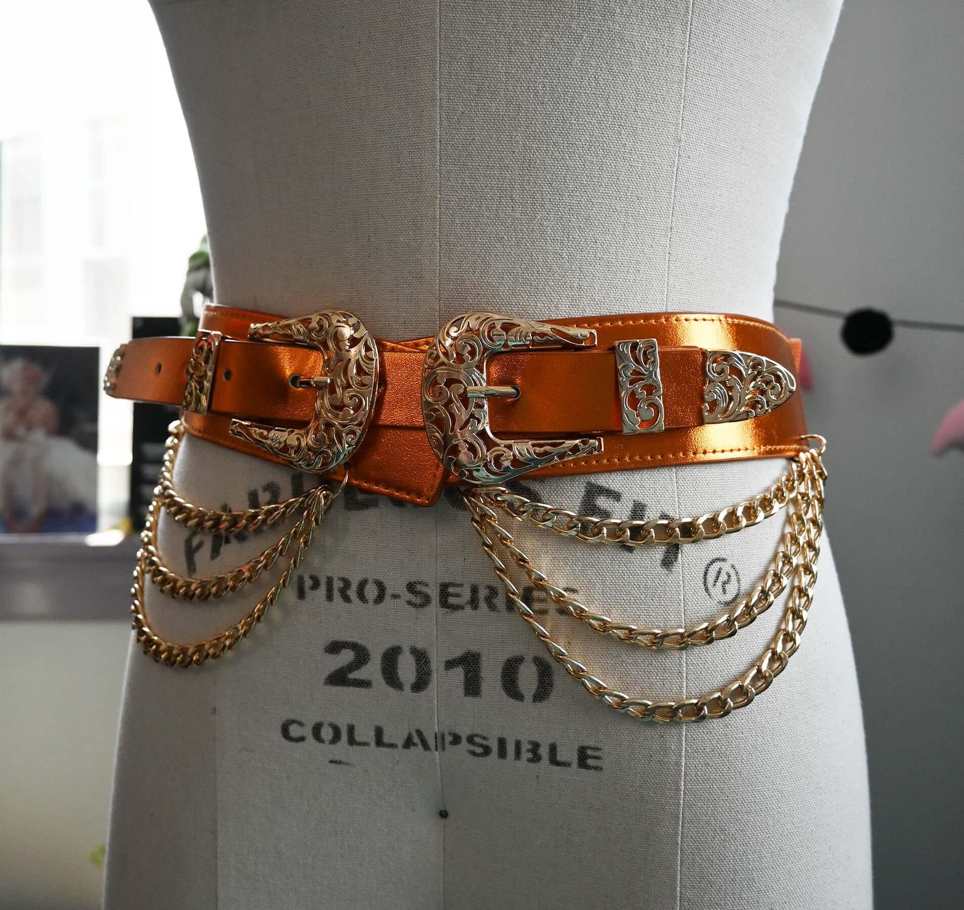 Western-style faux leather belt with triple chains - Image 7