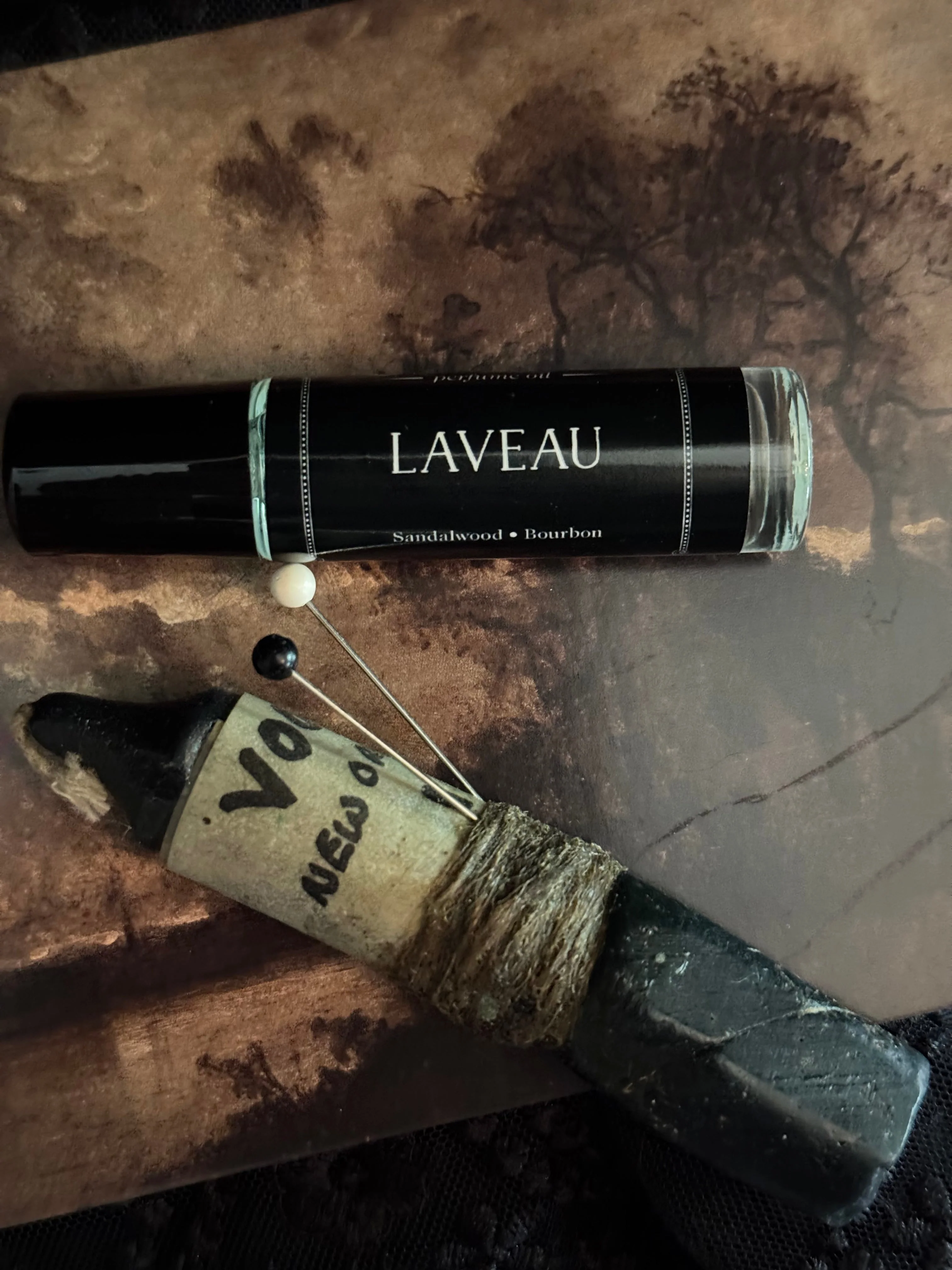 Laveau (sandalwood & bourbon) by Seance - Image 3