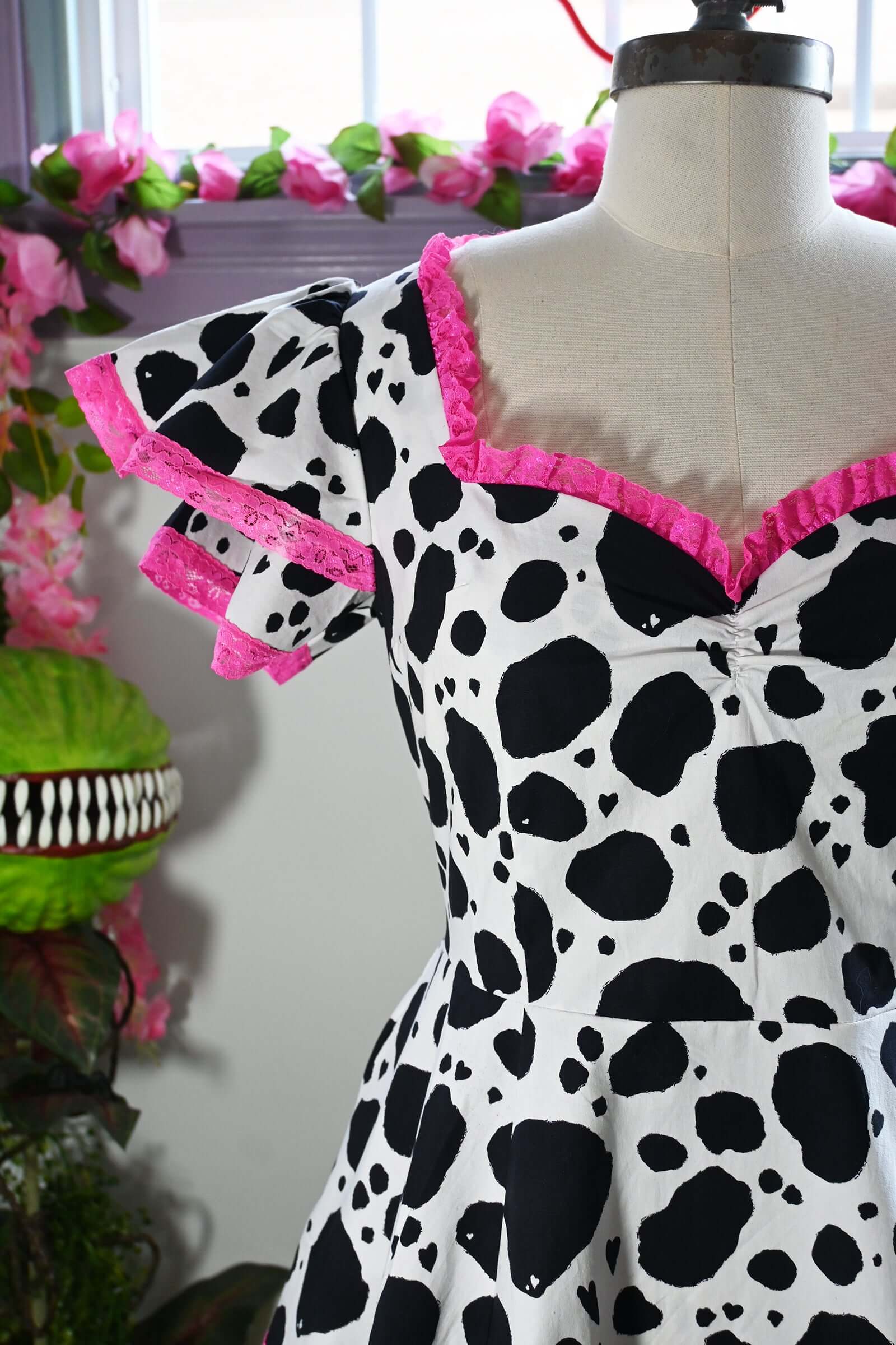 Adelaide Mini Swing dress in Bessie Moo print - Image 4