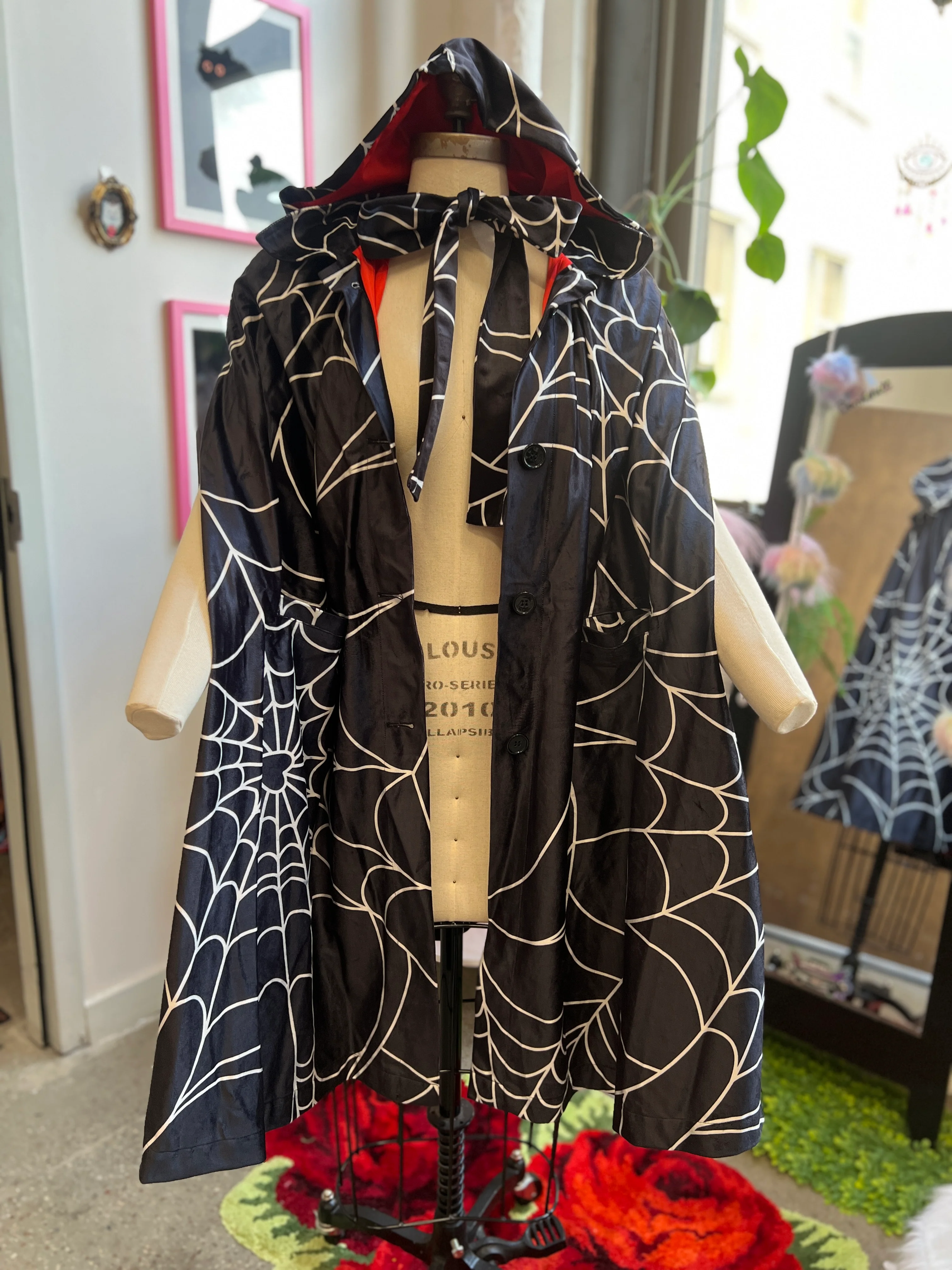 Florence Hooded Cape In Spiderweb Print - Image 3