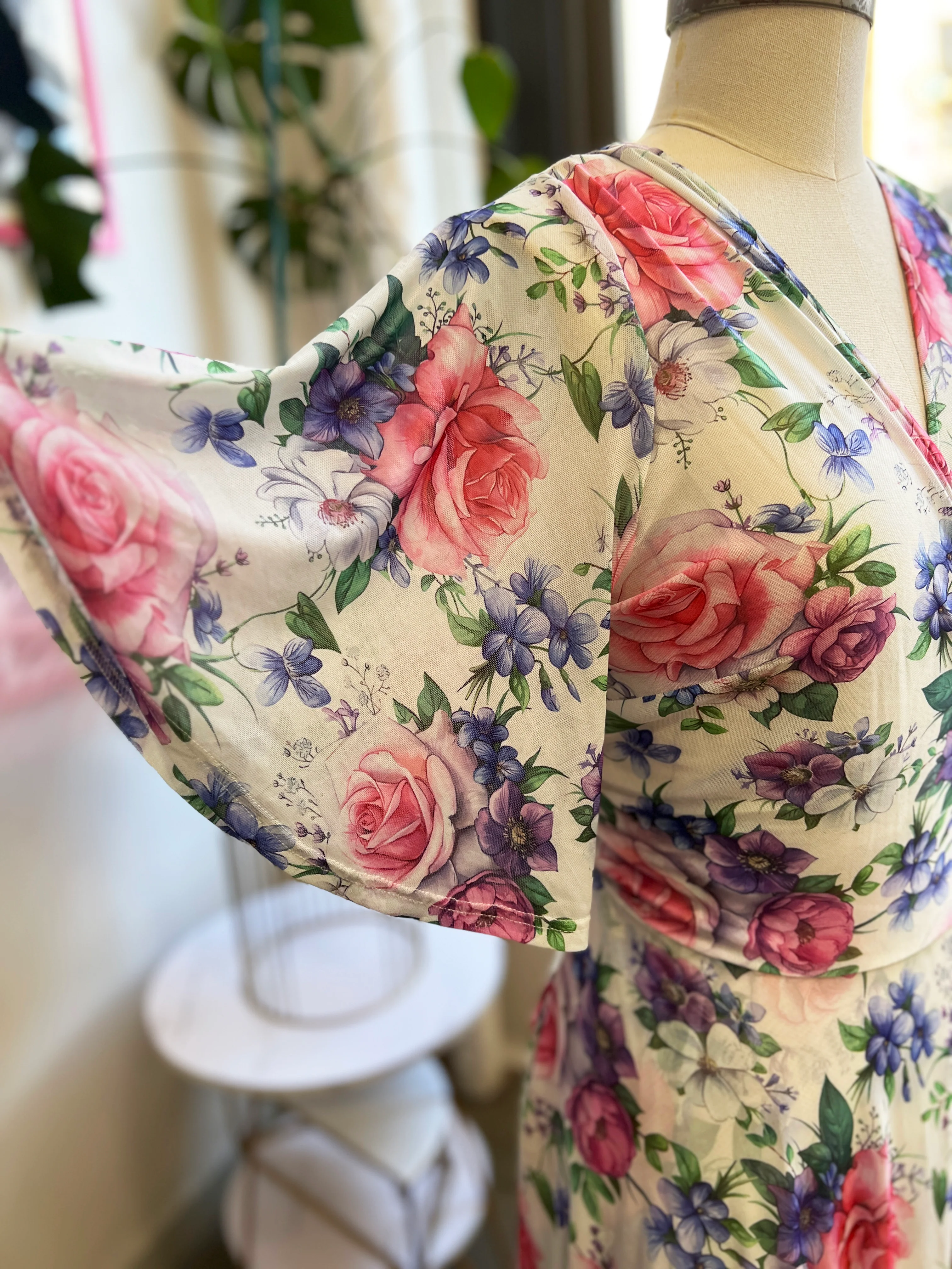 Lydia Wrap Dress in Pink Rose Bouquet Mesh - Image 3