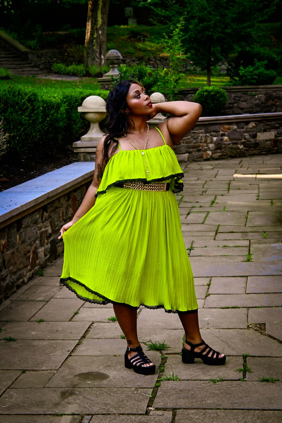 Olivia dress in Uranium Green - Image 3